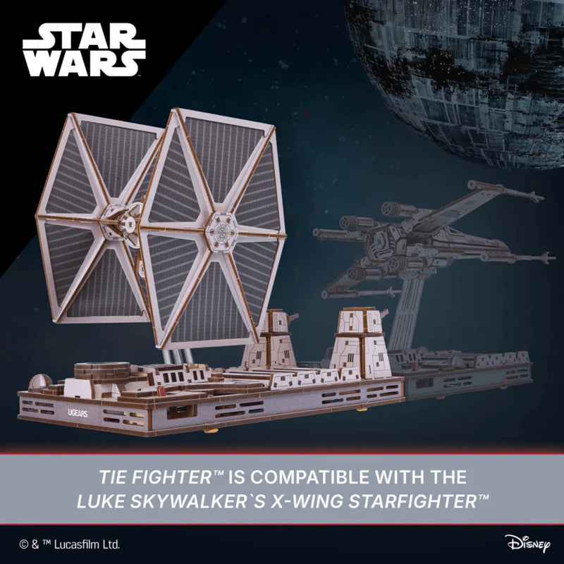 TIE Fighter Holzmodell rotierend Detailansicht