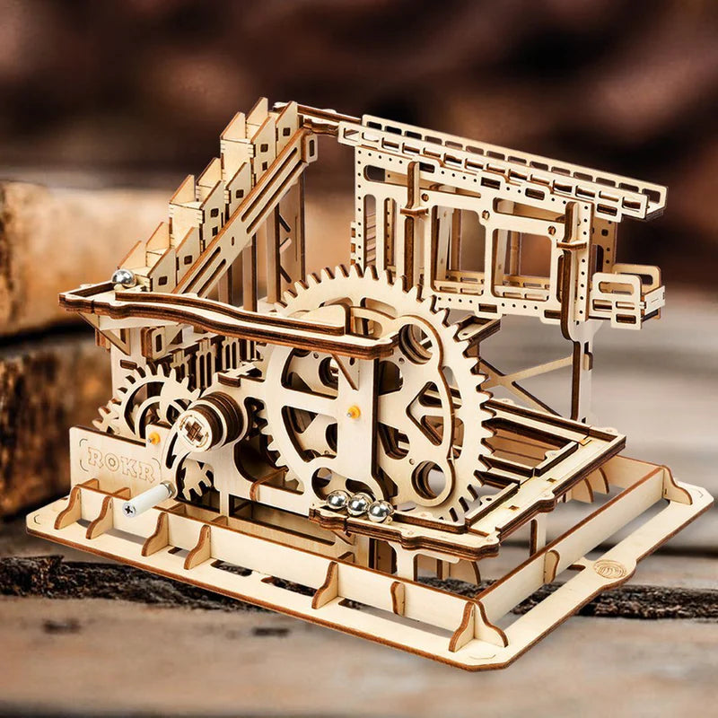 3D Holzpuzzle Holzbaukasten mechanische Murmelbahn aufgebaut – ROKR